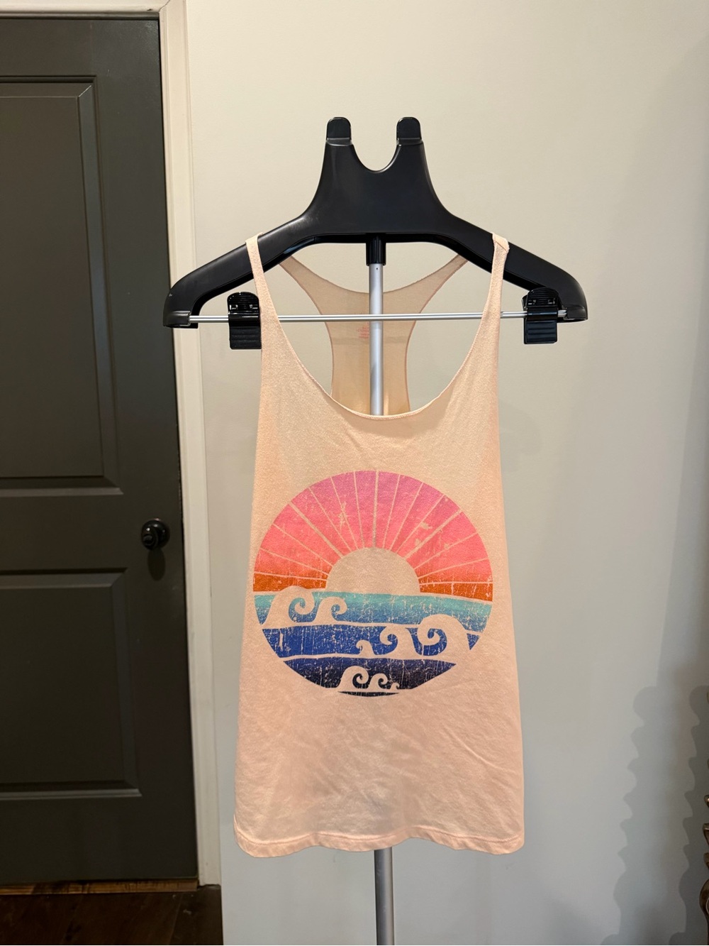 Xhilaration Peach Sunset Graphic Racerback Tank Top Women’s Small
